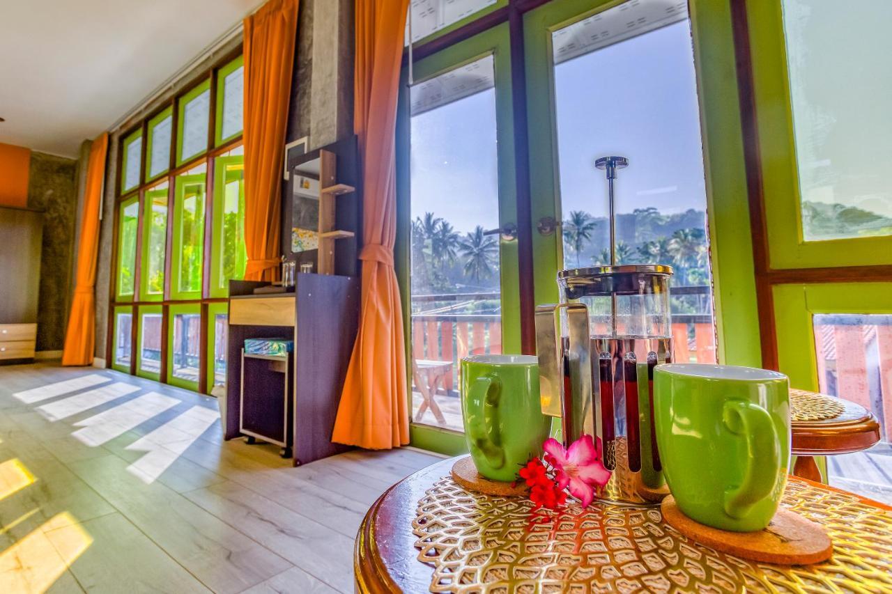 Tonmai Suites Ко-Ланта Экстерьер фото